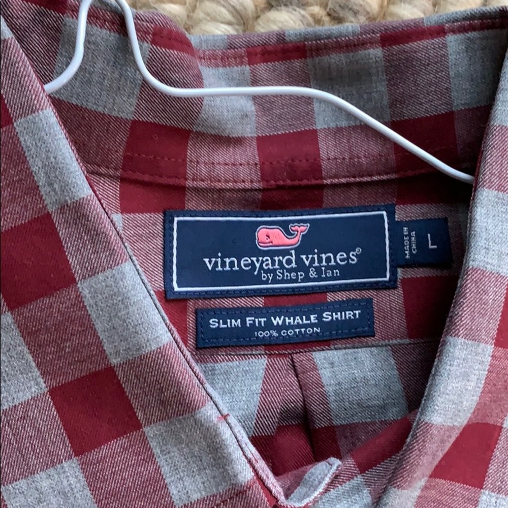 Vineyard Vines button down shirt